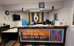 Motel 6-Fort Wayne, In